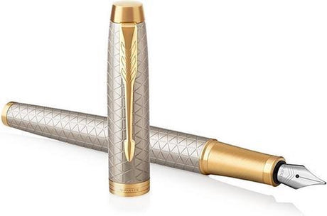 Parker im fyldepen | premium varmt sølv | fin spids med blå blæk refill | gaveæske