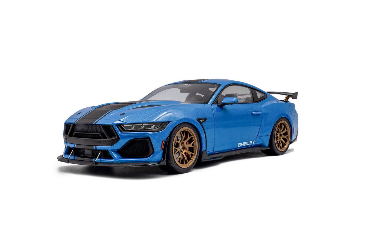 Ford shelby mustang super slange 2024 - 1:18 - solido