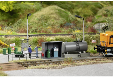 Auhagen 11469 h0 lille lokomotiv tankstation