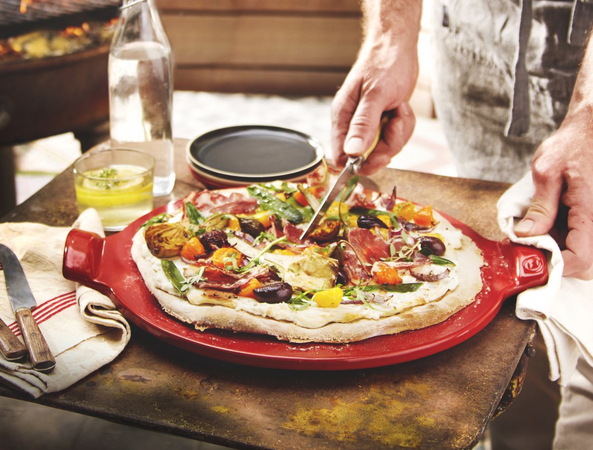 Emile henry pizzasten glat e-boks - ø365mm - grand cru