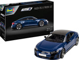 Revell modelsæt bil - 07698 audi e-tron gt - let klik plastik - 1:24 - modelfremstilling