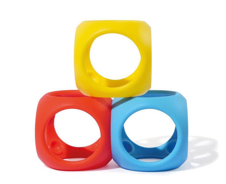 Moluk oibo set primaire kleuren, set van 3 soft-grip baby ballen in verschillende kleuren, in siliconen rubber, in doos 8.3x8.3x19.2cm, 0+