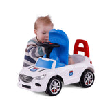 Cavallino trendy gående bil hvid