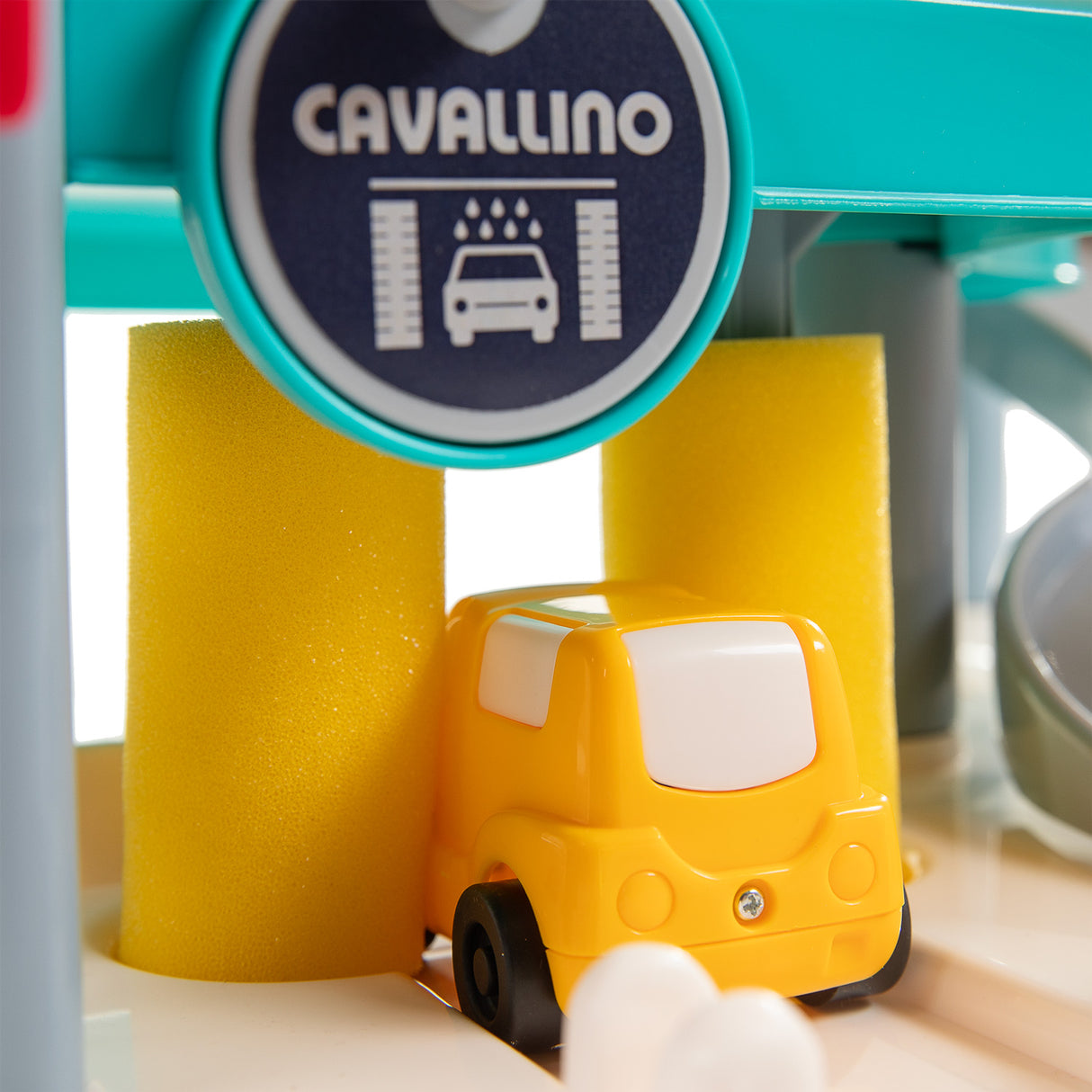 Cavallino luksusgarage med biler