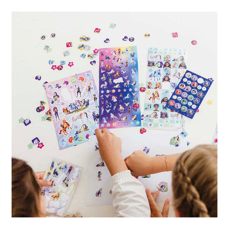 Totum unicorn academy super sticker set xl - 8 vellen incl. luxe metallic en laser stickers 38 x 36 cm | speelgoed meisjes vanaf 3 jaar
