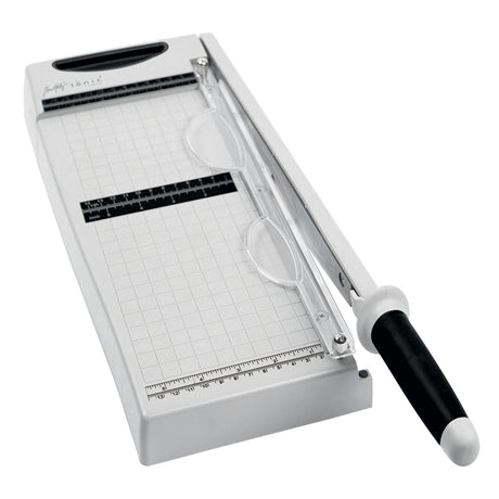 Tonic studios • tim holtz maxi guillotine