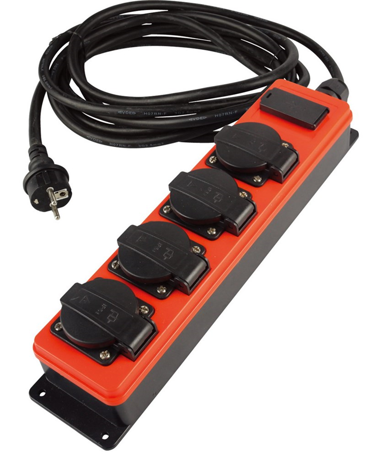 Qwattpro bordstik 4-v RA og USB 5mtr 3x2,5
