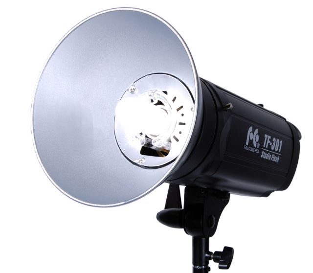 Falcon eyes studio flash TF-301 digital