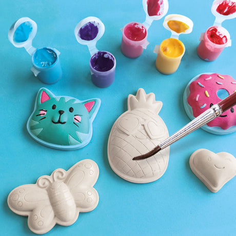 Ses kreativ ses støbning og maling - muntre figurer