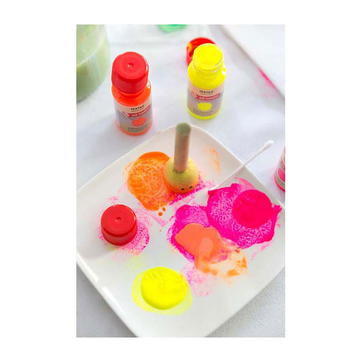Talens kunstskabende tekstilmaling neon 4x50ml