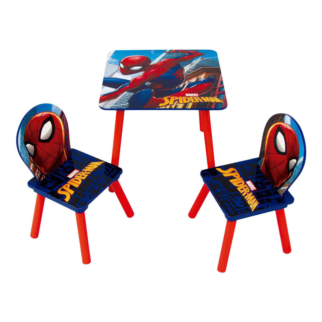 Sæt af træbord med to spiderman stole