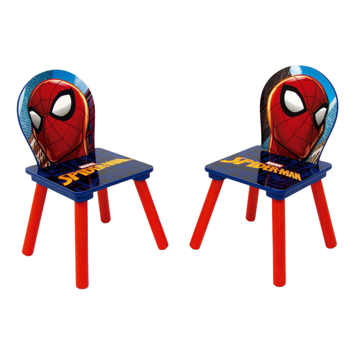 Sæt af træbord med to spiderman stole