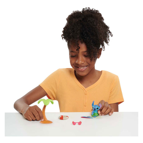 Spectron stitch legefigur med surfbræt legesæt, 5 stk.