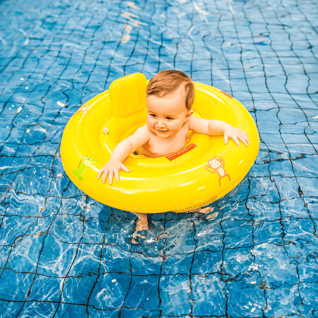 Gylden safari | gul baby float 0-1 år