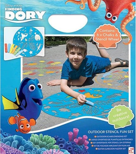 Jonotoys finder dory fortovskridt med store stencils til at tegne på gaden