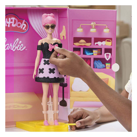 Play-doh barbie designer modeshow
