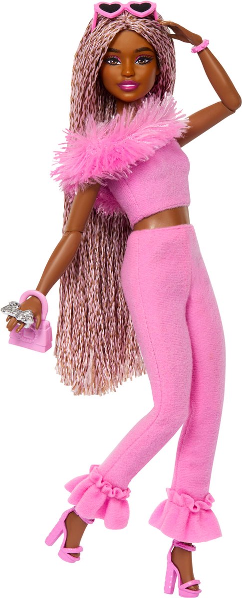 Barbie deluxe style - blød pink sæt med imiteret pels - dukke
