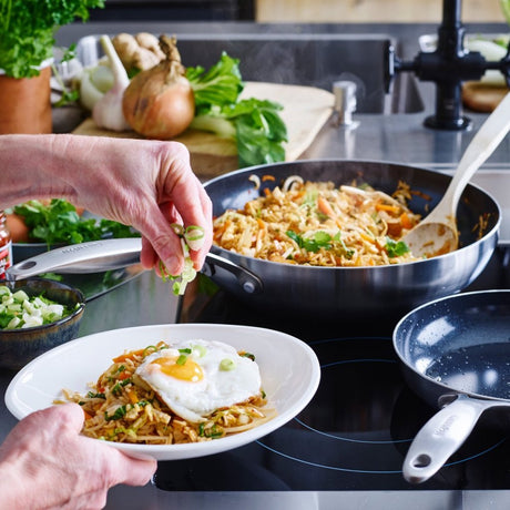 Greenpan geneva wokpande 28 cm rustfrit stål sort