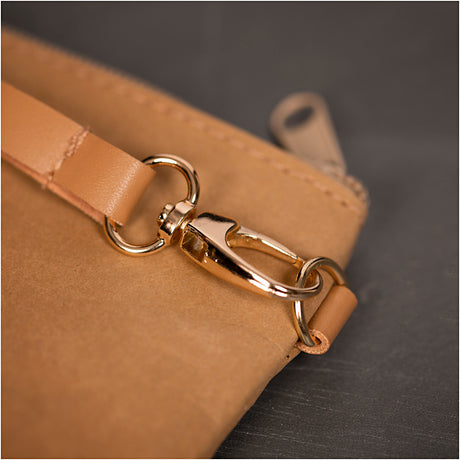 Creativ virksomhed https: www.cchobby.nl faux-leather-clutch-h-18-cm-l-21-cm-350-gr-light brown-1-piece