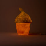 Egmont lampe agern, mandel + lysdæmper. 20x30