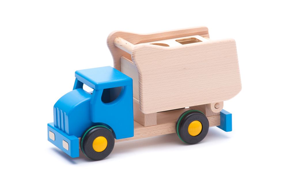 Bajo trædumper med blå klodser.