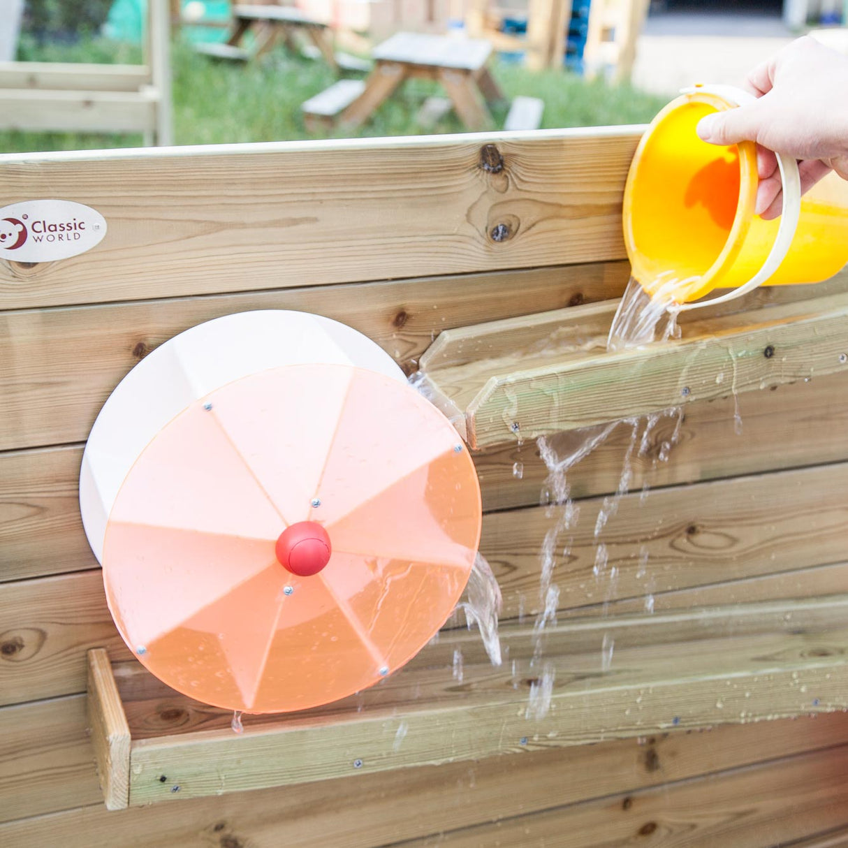 Klassisk World Wood Water Play Wall 2-sidet