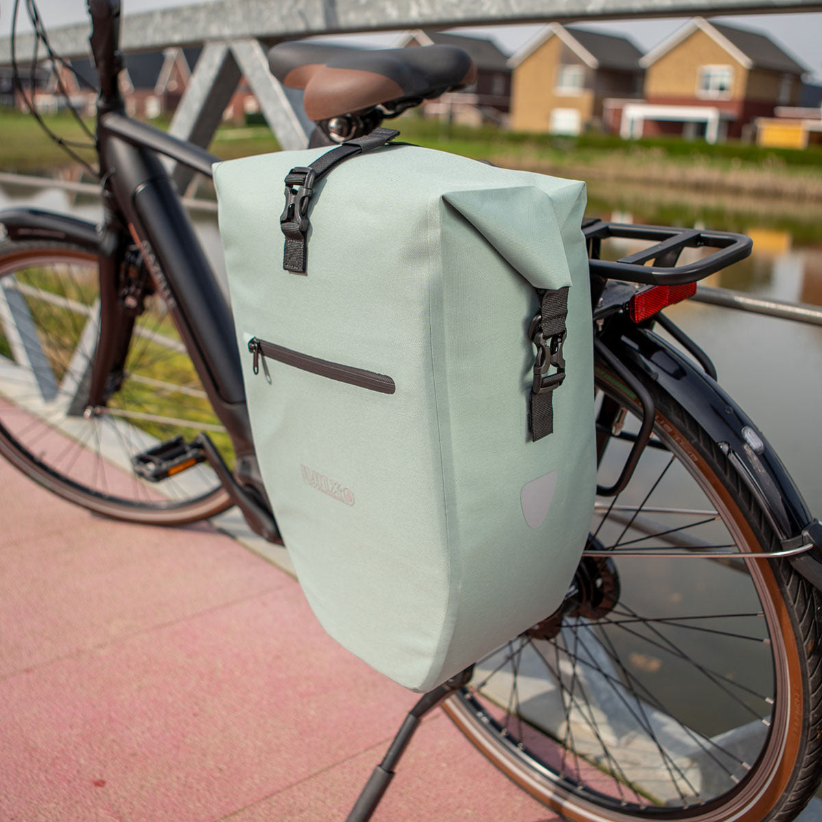 Lynx cykeltaske enkelt TPU 28L mintgrøn vandtæt e-cykel Hayes