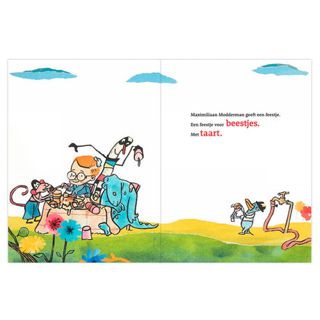 Central Book House Maximilian Mudman holder en fest