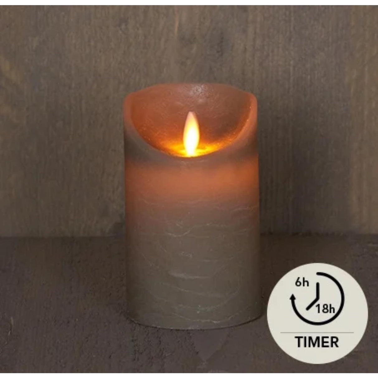Annas kollektion led rustik søjlelys voks bevægende flamme på 3xaaa batteri med timer 7,5x12,5cm taupe