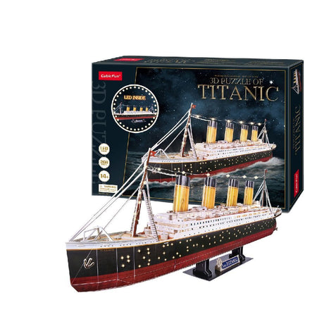 Cubic sjovt 3D puslespil Titanic med LED-belysning - 266 stk.