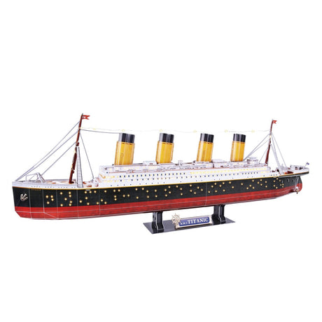 Cubic sjovt 3D puslespil Titanic med LED-belysning - 266 stk.
