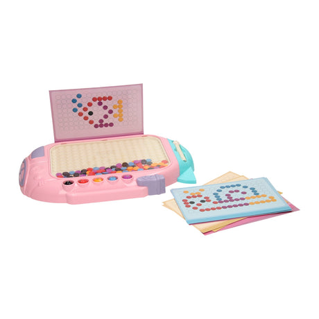 Farveknapper spil med pink magnetisk pen
