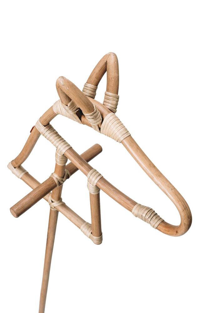 Poppie rattan hobbyhest