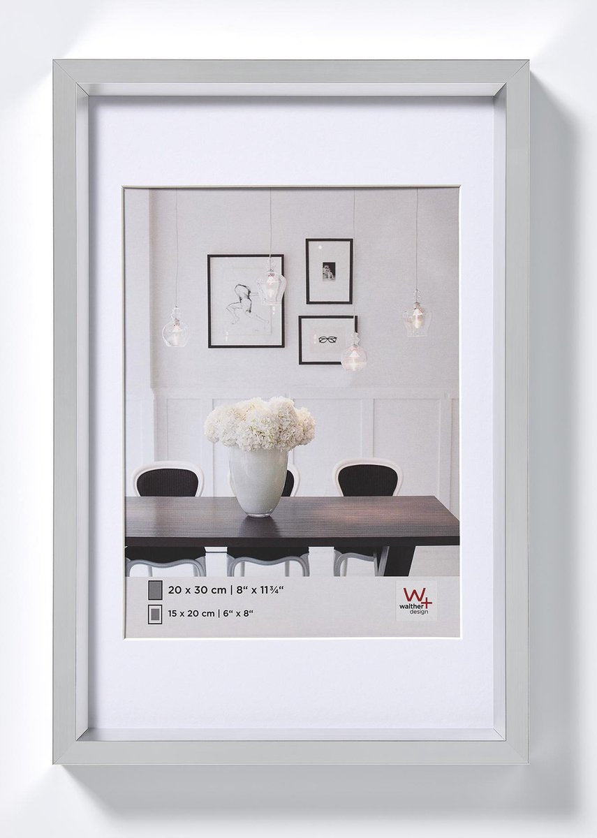 Walther stål stil - plastramme - fotostørrelse 20x30 cm - sølv