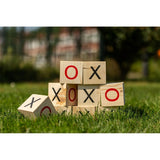 Udendørs leg træ tick-tac-toe æg