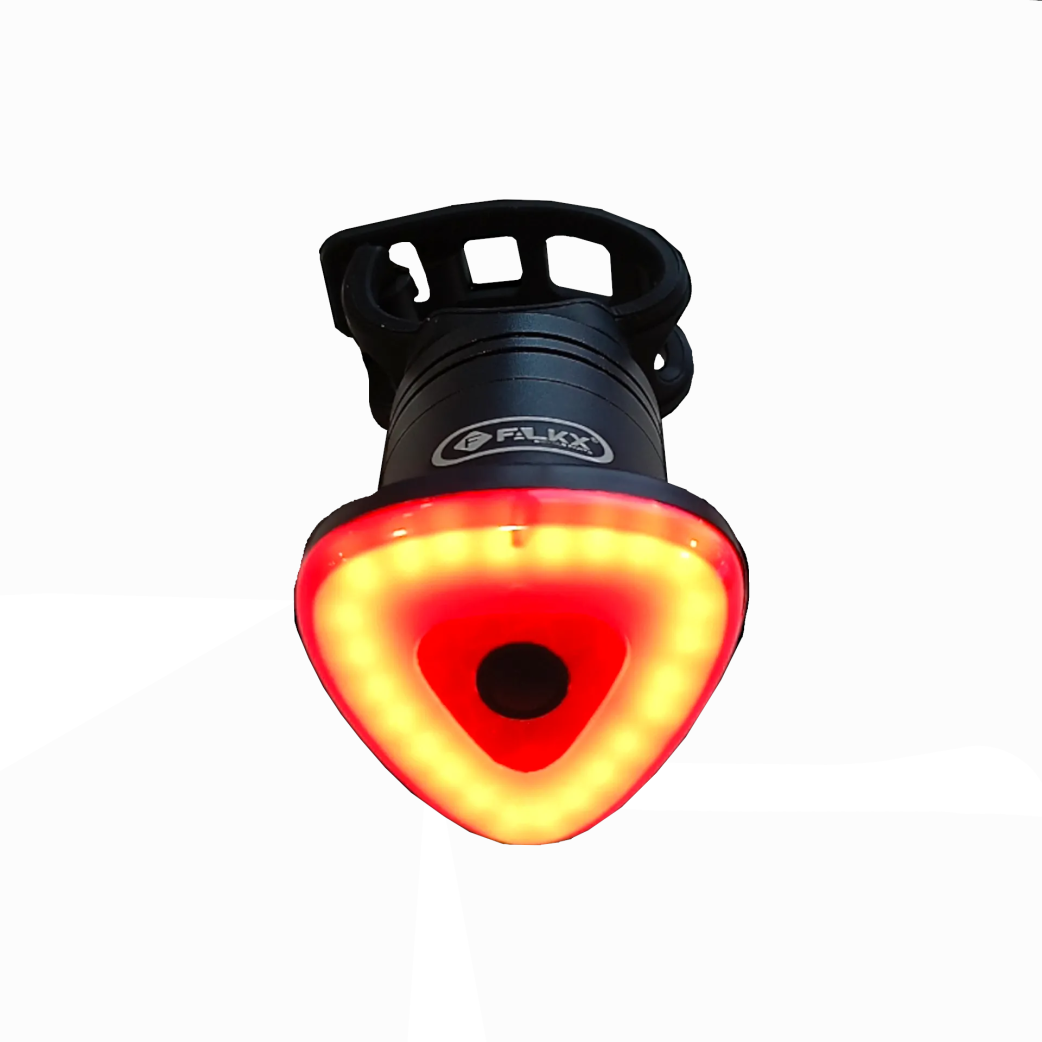 Falkx stjernestøv LED baglygte med bremsefunktion. USB genopladelig. med 2 monteringsbeslag.