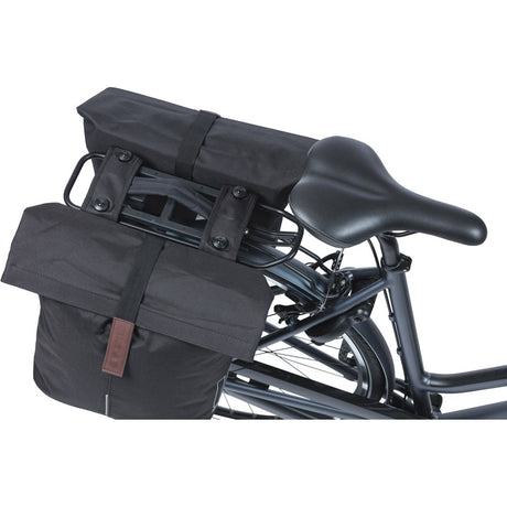 Basil dobbelt cykeltaske city mik 28-32 liter - sort