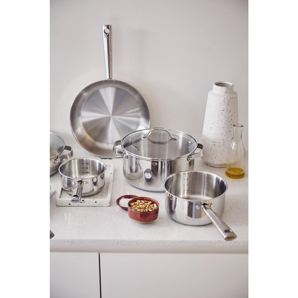 Beka cicla sauterpande med glaslåg 24cm rustfrit stål