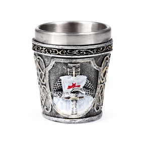 Middelalderlig hvid ridder shotglas shot glas