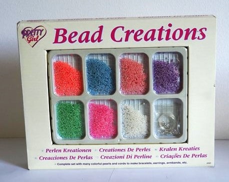 Van der Doelen perle kreation laver de smukkeste smykker med disse mini perler