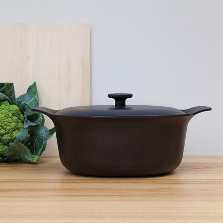 Berghoff ron kookpot ovaal met deksel gietijzer zwart 28x22cm