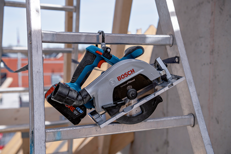Bosch blå gks 18v-57-2 akku rundsav | 165 mm | ekskl. batterier og oplader | i l-boxx - 06016c1201