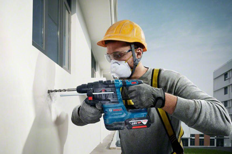 Bosch blauw bosch professional gbh 18v-22 accu combihamer sds-plus 1,9j + stofafzuiging 18v 4.0ah in koffer - 0611924003