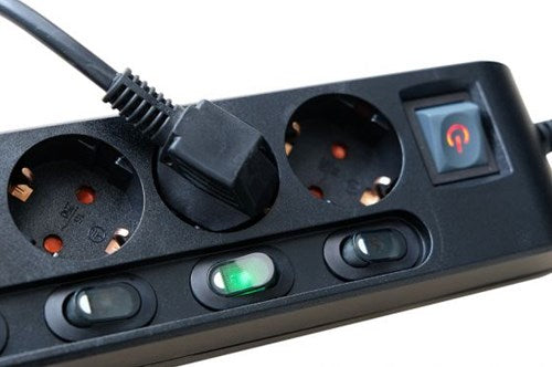 Brennerstuhl strømskinne | 6-fold | med 2 meter kabel | sort - 1153110116