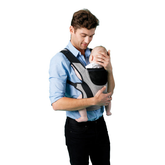 Chipolino Bobby Ergonomic Baby Carrier med hætte grå