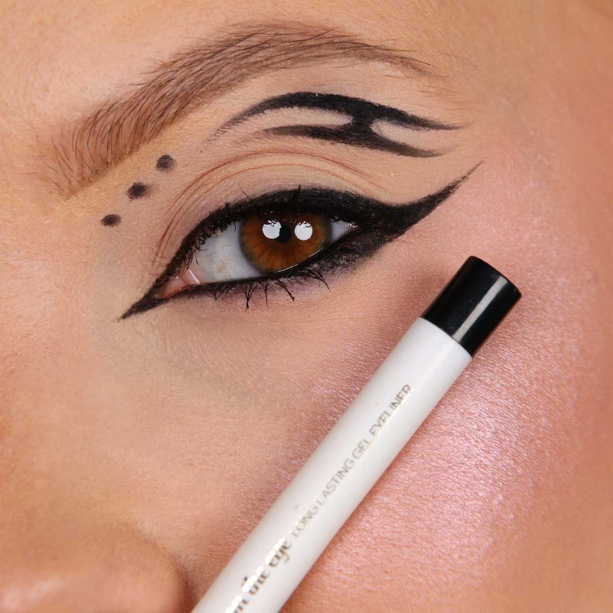 Claresa let på øjet langvarig gel eyeliner 01 sort tulipan
