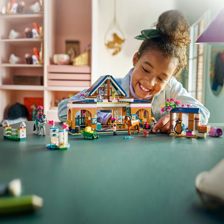 Lego friends 42688 hestestald og rideskole