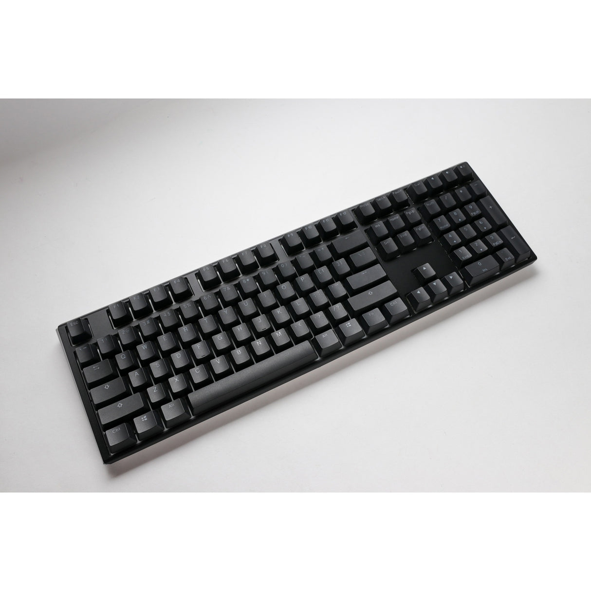 Ducky one 3 klassisk rgb mekanisk tastatur (sort, us-layout (qwerty), cherry mx speed silver, 100%, rgb led, double-shot pbt, hot-swappable, quack mekanik)