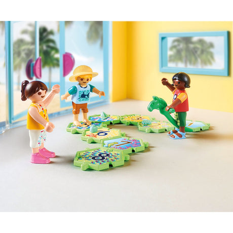 Playmobil familiesjov - byggelegetøj til børneklub (70440)