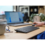 Trust Lyra kompakt trådløst tastatur (sort, amerikansk layout (QWERTY), saksekontakter, 65 %, 2,4 GHz USB, Bluetooth)